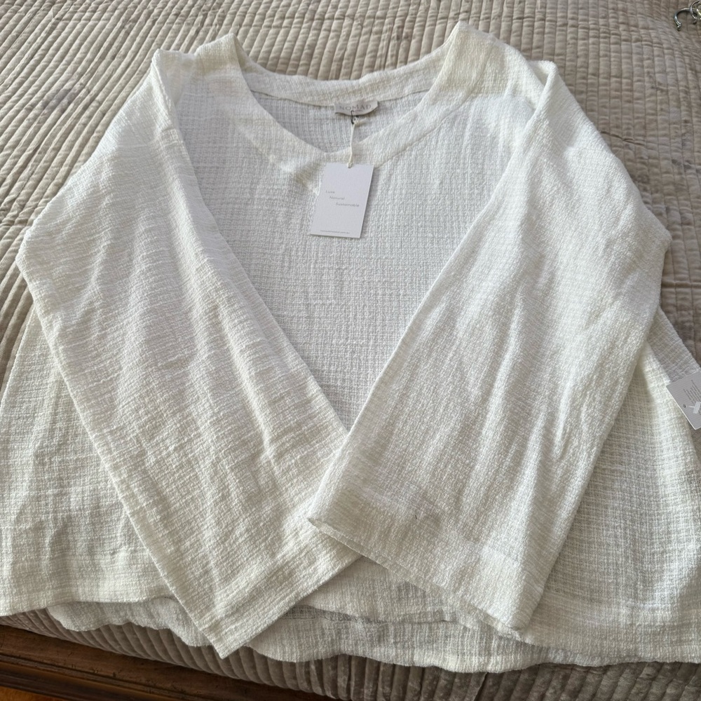 Nomad Off-White Long Sleeve Women's Tee